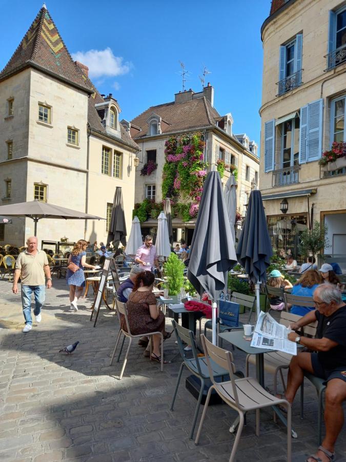 La Cascade Et Des Halles Dijon Eksteriør billede